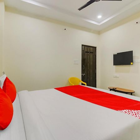 Ibrahimpatan Hotel O Sri Nirvana Pride מראה חיצוני תמונה
