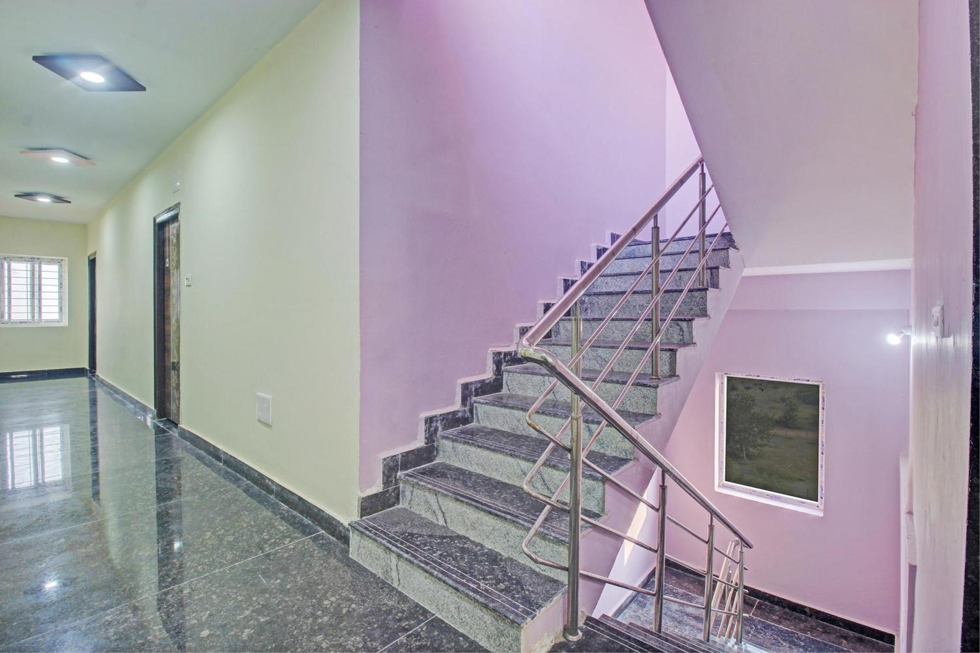 Ibrahimpatan Hotel O Sri Nirvana Pride מראה חיצוני תמונה