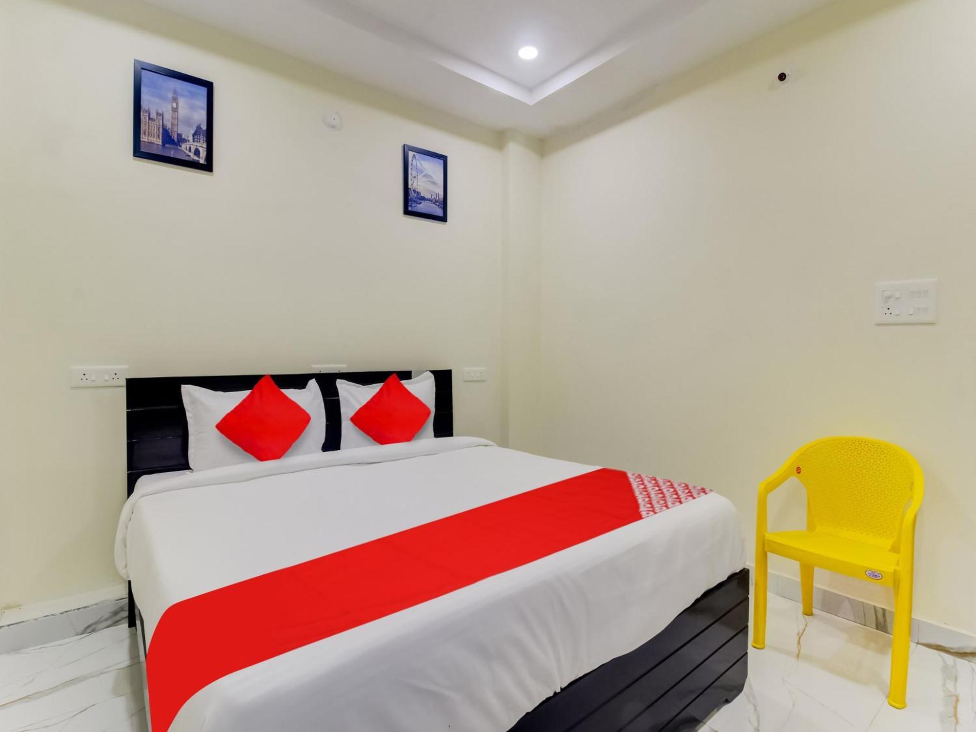 Ibrahimpatan Hotel O Sri Nirvana Pride מראה חיצוני תמונה